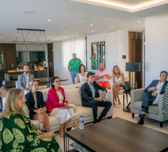 Otero celebrates a new Legal Meet Up at its luxury villa Amapura